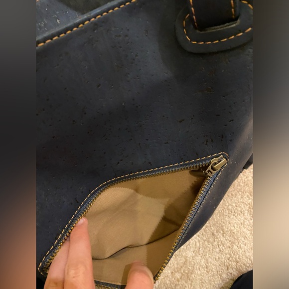 EVE Cork Tote Portuguese Natural Cork Bag Handbag Purse Eco Vegan New W/Tag - Picture 3 of 7